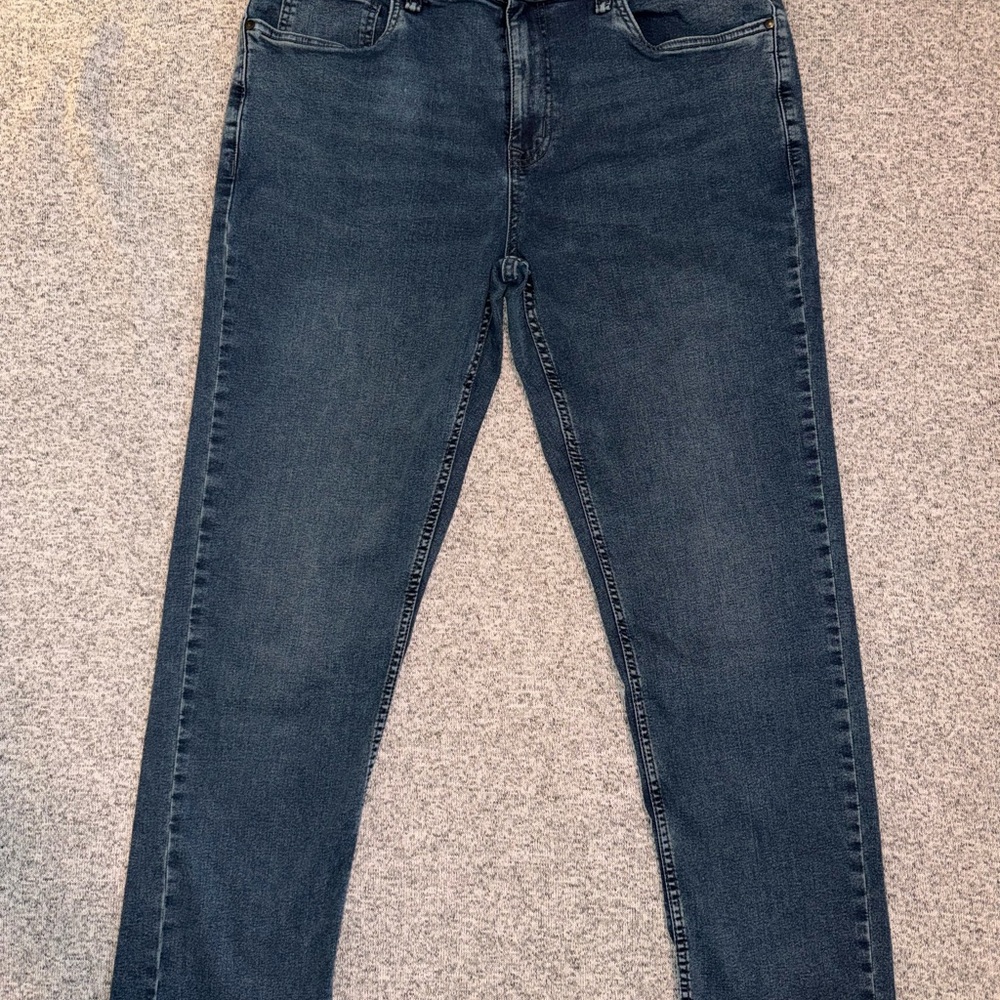The Perfect Jean Men’s Athletic Fit Jean